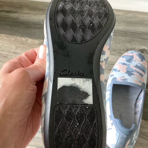 \Cloudsteppers by Clarks\ Carly Dream Slip Ons - Picture 10 of 11